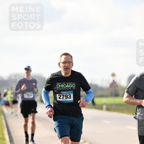 12.04.2026 - 45. Internationalen Wilhelmsburger Insellauf Dr. Thomas Lammeyer http://msf.ph/oto/9440106 12.04.2026 10:03:56 Laufen 22, 2793 meine-sportfotos.de