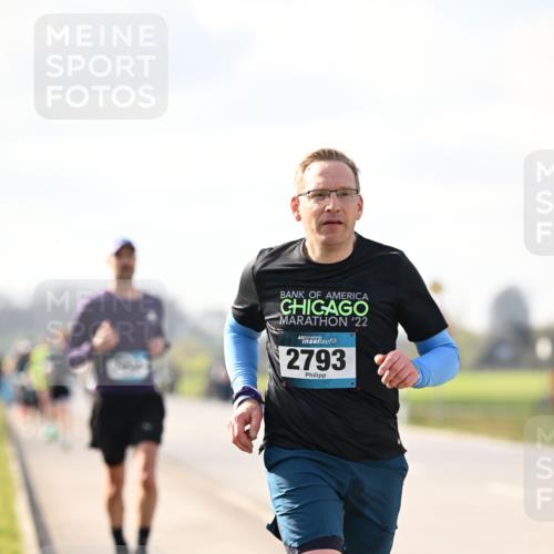 12.04.2026 - 45. Internationalen Wilhelmsburger Insellauf Dr. Thomas Lammeyer http://msf.ph/oto/9440111 12.04.2026 10:03:57 Laufen 22, 2793 meine-sportfotos.de