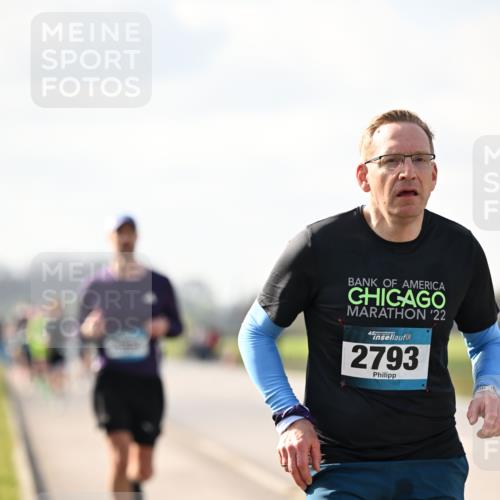 12.04.2026 - 45. Internationalen Wilhelmsburger Insellauf Dr. Thomas Lammeyer http://msf.ph/oto/9440115 12.04.2026 10:03:57 Laufen 22, 45, 2793 meine-sportfotos.de