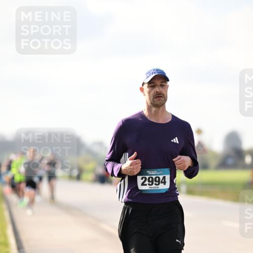 12.04.2026 - 45. Internationalen Wilhelmsburger Insellauf Dr. Thomas Lammeyer http://msf.ph/oto/9440120 12.04.2026 10:03:59 Laufen 2994 meine-sportfotos.de