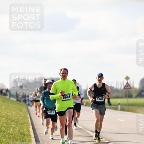 12.04.2026 - 45. Internationalen Wilhelmsburger Insellauf Dr. Thomas Lammeyer http://msf.ph/oto/9440143 12.04.2026 10:04:08 Laufen 4621, 5645, 5767 meine-sportfotos.de