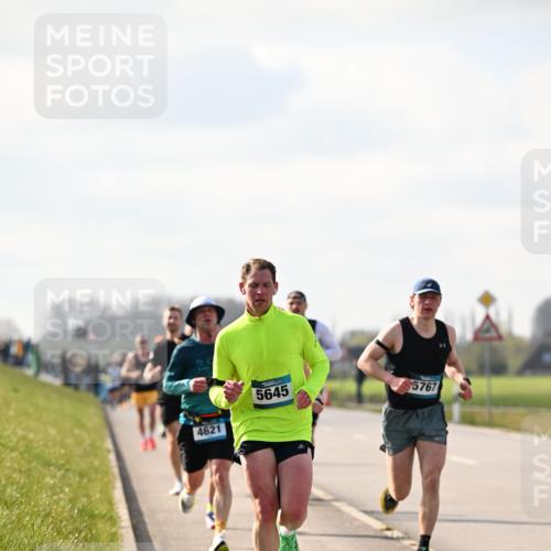 12.04.2026 - 45. Internationalen Wilhelmsburger Insellauf Dr. Thomas Lammeyer http://msf.ph/oto/9440147 12.04.2026 10:04:08 Laufen 4621, 5645, 5767 meine-sportfotos.de