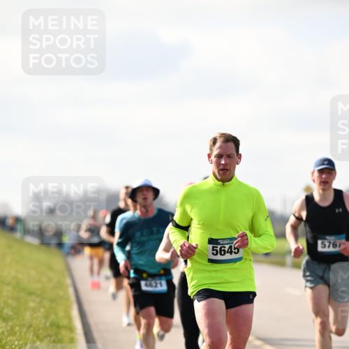 12.04.2026 - 45. Internationalen Wilhelmsburger Insellauf Dr. Thomas Lammeyer http://msf.ph/oto/9440155 12.04.2026 10:04:09 Laufen 4621, 45, 5645, 5767 meine-sportfotos.de