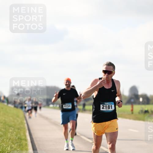 12.04.2026 - 45. Internationalen Wilhelmsburger Insellauf Dr. Thomas Lammeyer http://msf.ph/oto/9440206 12.04.2026 10:04:20 Laufen 2181, 8 meine-sportfotos.de