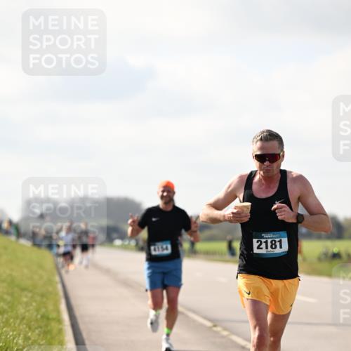 12.04.2026 - 45. Internationalen Wilhelmsburger Insellauf Dr. Thomas Lammeyer http://msf.ph/oto/9440208 12.04.2026 10:04:20 Laufen 45, 2181, 60 meine-sportfotos.de