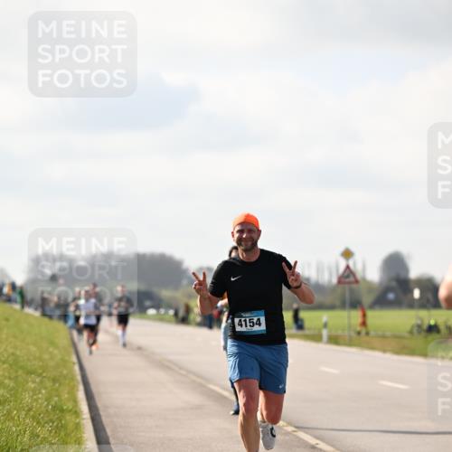 12.04.2026 - 45. Internationalen Wilhelmsburger Insellauf Dr. Thomas Lammeyer http://msf.ph/oto/9440214 12.04.2026 10:04:21 Laufen 4154 meine-sportfotos.de