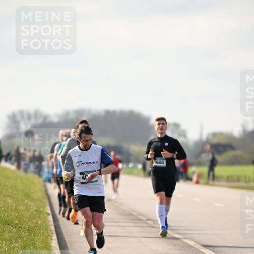 12.04.2026 - 45. Internationalen Wilhelmsburger Insellauf Dr. Thomas Lammeyer http://msf.ph/oto/9440237 12.04.2026 10:04:30 Laufen 40, 5685 meine-sportfotos.de