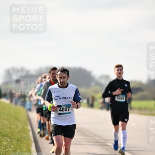12.04.2026 - 45. Internationalen Wilhelmsburger Insellauf Dr. Thomas Lammeyer http://msf.ph/oto/9440249 12.04.2026 10:04:32 Laufen 45, 4027, 5685 meine-sportfotos.de