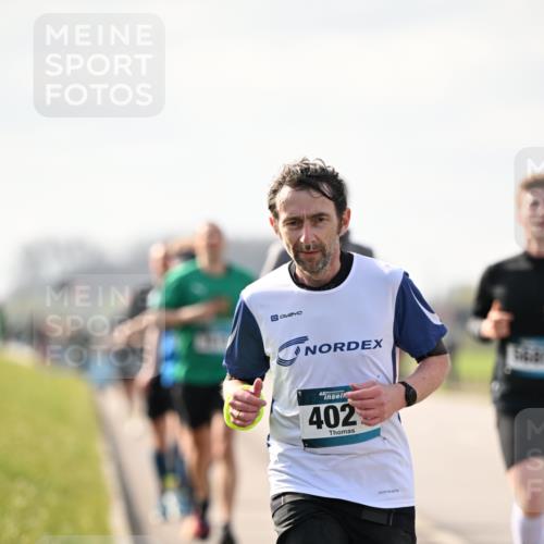 12.04.2026 - 45. Internationalen Wilhelmsburger Insellauf Dr. Thomas Lammeyer http://msf.ph/oto/9440267 12.04.2026 10:04:34 Laufen 402 meine-sportfotos.de