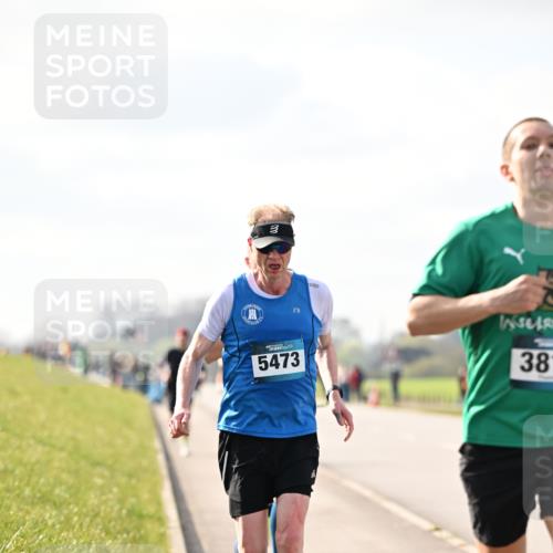 12.04.2026 - 45. Internationalen Wilhelmsburger Insellauf Dr. Thomas Lammeyer http://msf.ph/oto/9440293 12.04.2026 10:04:39 Laufen 30, 5473, 38 meine-sportfotos.de