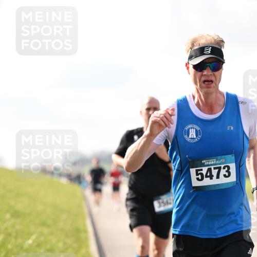 12.04.2026 - 45. Internationalen Wilhelmsburger Insellauf Dr. Thomas Lammeyer http://msf.ph/oto/9440302 12.04.2026 10:04:40 Laufen 3542, 45, 5473 meine-sportfotos.de