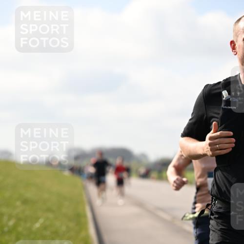 12.04.2026 - 45. Internationalen Wilhelmsburger Insellauf Dr. Thomas Lammeyer http://msf.ph/oto/9440312 12.04.2026 10:04:42 Laufen  meine-sportfotos.de