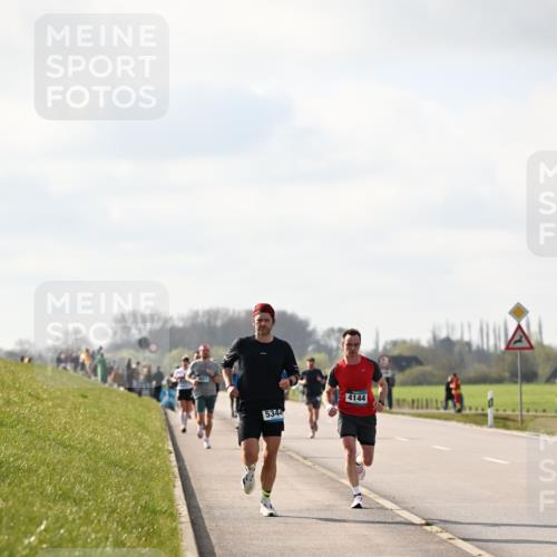 12.04.2026 - 45. Internationalen Wilhelmsburger Insellauf Dr. Thomas Lammeyer http://msf.ph/oto/9440323 12.04.2026 10:04:45 Laufen 5344, 4144 meine-sportfotos.de