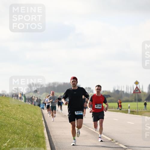 12.04.2026 - 45. Internationalen Wilhelmsburger Insellauf Dr. Thomas Lammeyer http://msf.ph/oto/9440329 12.04.2026 10:04:46 Laufen 5344, 4144 meine-sportfotos.de