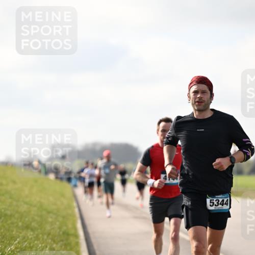 12.04.2026 - 45. Internationalen Wilhelmsburger Insellauf Dr. Thomas Lammeyer http://msf.ph/oto/9440348 12.04.2026 10:04:48 Laufen 5344 meine-sportfotos.de