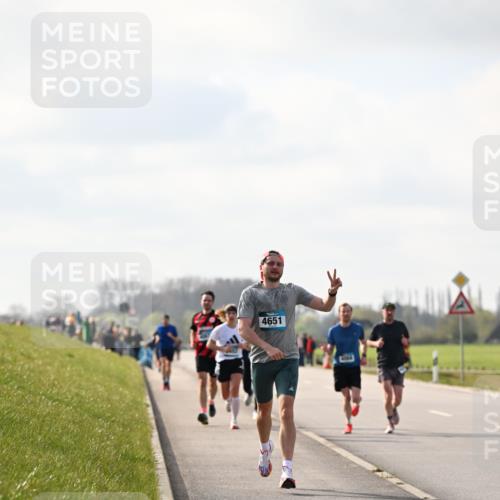 12.04.2026 - 45. Internationalen Wilhelmsburger Insellauf Dr. Thomas Lammeyer http://msf.ph/oto/9440378 12.04.2026 10:04:53 Laufen 4651 meine-sportfotos.de