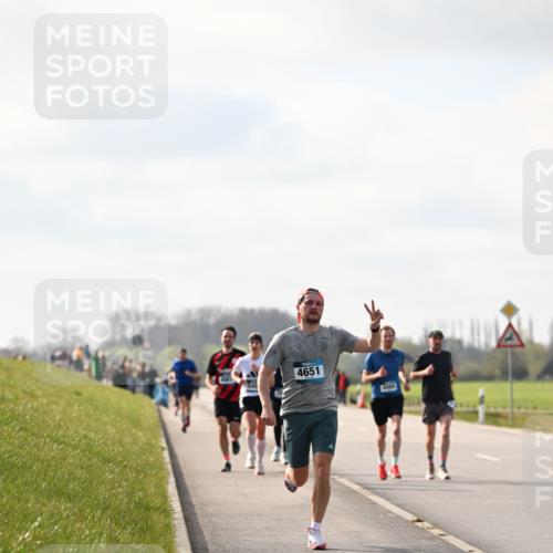 12.04.2026 - 45. Internationalen Wilhelmsburger Insellauf Dr. Thomas Lammeyer http://msf.ph/oto/9440379 12.04.2026 10:04:53 Laufen 4651 meine-sportfotos.de
