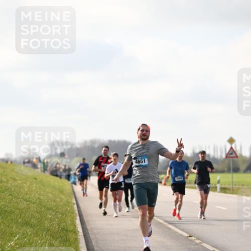 12.04.2026 - 45. Internationalen Wilhelmsburger Insellauf Dr. Thomas Lammeyer http://msf.ph/oto/9440381 12.04.2026 10:04:53 Laufen 4651 meine-sportfotos.de