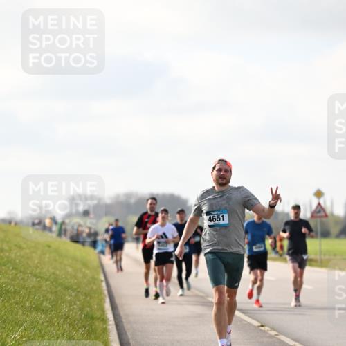 12.04.2026 - 45. Internationalen Wilhelmsburger Insellauf Dr. Thomas Lammeyer http://msf.ph/oto/9440386 12.04.2026 10:04:54 Laufen 4651 meine-sportfotos.de