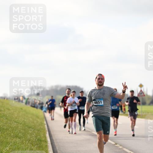 12.04.2026 - 45. Internationalen Wilhelmsburger Insellauf Dr. Thomas Lammeyer http://msf.ph/oto/9440387 12.04.2026 10:04:54 Laufen 4651 meine-sportfotos.de