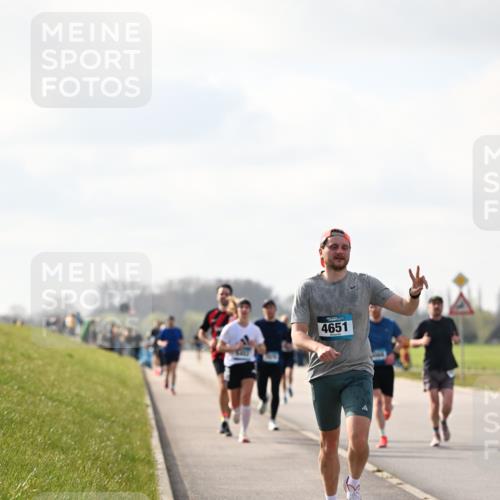 12.04.2026 - 45. Internationalen Wilhelmsburger Insellauf Dr. Thomas Lammeyer http://msf.ph/oto/9440388 12.04.2026 10:04:54 Laufen 4651 meine-sportfotos.de