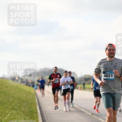 12.04.2026 - 45. Internationalen Wilhelmsburger Insellauf Dr. Thomas Lammeyer http://msf.ph/oto/9440396 12.04.2026 10:04:55 Laufen 4651 meine-sportfotos.de