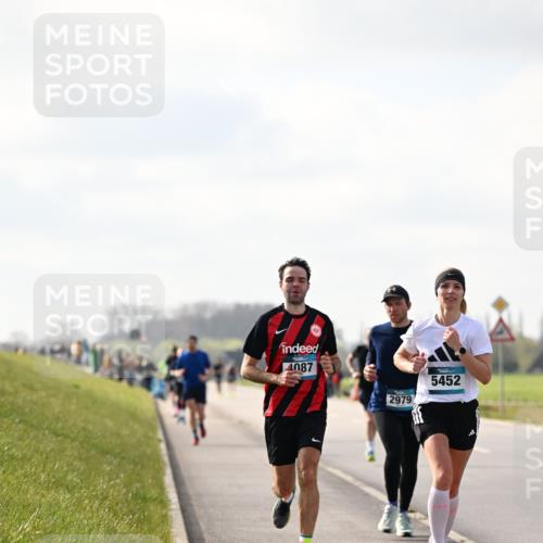 12.04.2026 - 45. Internationalen Wilhelmsburger Insellauf Dr. Thomas Lammeyer http://msf.ph/oto/9440416 12.04.2026 10:04:58 Laufen 4087, 2979, 5452 meine-sportfotos.de