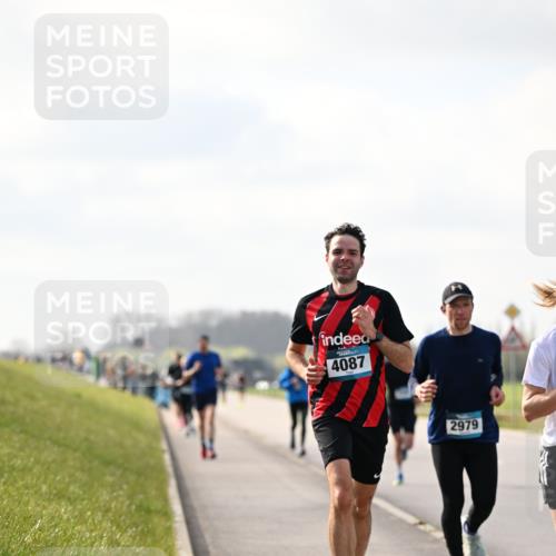 12.04.2026 - 45. Internationalen Wilhelmsburger Insellauf Dr. Thomas Lammeyer http://msf.ph/oto/9440423 12.04.2026 10:04:59 Laufen 4087, 2979 meine-sportfotos.de