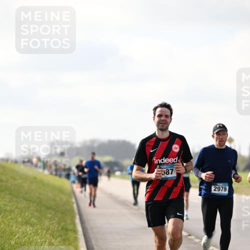 12.04.2026 - 45. Internationalen Wilhelmsburger Insellauf Dr. Thomas Lammeyer http://msf.ph/oto/9440425 12.04.2026 10:05:00 Laufen 87, 2979 meine-sportfotos.de