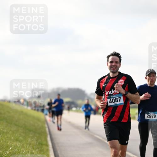 12.04.2026 - 45. Internationalen Wilhelmsburger Insellauf Dr. Thomas Lammeyer http://msf.ph/oto/9440429 12.04.2026 10:05:00 Laufen 4087, 2979 meine-sportfotos.de
