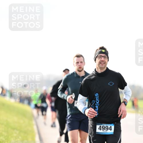 12.04.2026 - 45. Internationalen Wilhelmsburger Insellauf Dr. Thomas Lammeyer http://msf.ph/oto/9440474 12.04.2026 10:05:15 Laufen 4994 meine-sportfotos.de