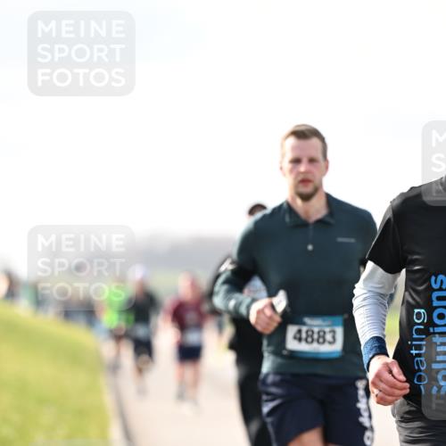 12.04.2026 - 45. Internationalen Wilhelmsburger Insellauf Dr. Thomas Lammeyer http://msf.ph/oto/9440480 12.04.2026 10:05:16 Laufen 4883 meine-sportfotos.de