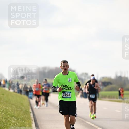 12.04.2026 - 45. Internationalen Wilhelmsburger Insellauf Dr. Thomas Lammeyer http://msf.ph/oto/9440551 12.04.2026 10:05:27 Laufen 2022 meine-sportfotos.de