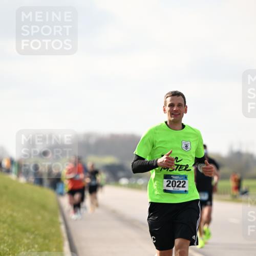 12.04.2026 - 45. Internationalen Wilhelmsburger Insellauf Dr. Thomas Lammeyer http://msf.ph/oto/9440563 12.04.2026 10:05:29 Laufen 2022 meine-sportfotos.de