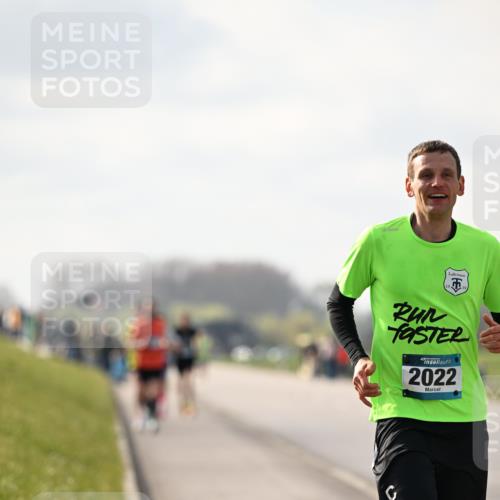 12.04.2026 - 45. Internationalen Wilhelmsburger Insellauf Dr. Thomas Lammeyer http://msf.ph/oto/9440569 12.04.2026 10:05:29 Laufen 45, 2022 meine-sportfotos.de
