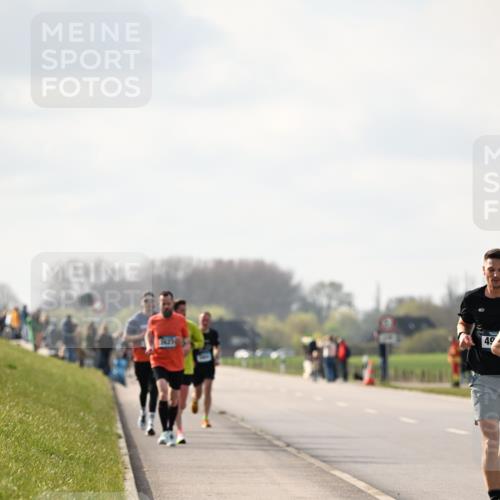 12.04.2026 - 45. Internationalen Wilhelmsburger Insellauf Dr. Thomas Lammeyer http://msf.ph/oto/9440583 12.04.2026 10:05:32 Laufen 49 meine-sportfotos.de