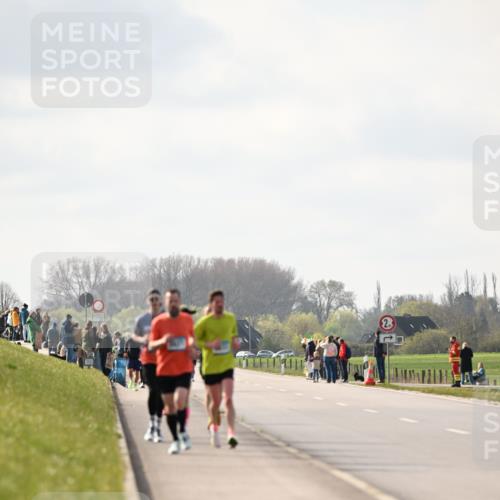 12.04.2026 - 45. Internationalen Wilhelmsburger Insellauf Dr. Thomas Lammeyer http://msf.ph/oto/9440590 12.04.2026 10:05:33 Laufen 2 meine-sportfotos.de