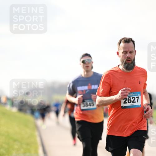 12.04.2026 - 45. Internationalen Wilhelmsburger Insellauf Dr. Thomas Lammeyer http://msf.ph/oto/9440644 12.04.2026 10:05:41 Laufen 3845, 2627 meine-sportfotos.de