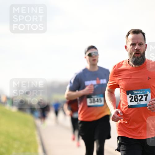 12.04.2026 - 45. Internationalen Wilhelmsburger Insellauf Dr. Thomas Lammeyer http://msf.ph/oto/9440647 12.04.2026 10:05:42 Laufen 3845, 45, 2627 meine-sportfotos.de