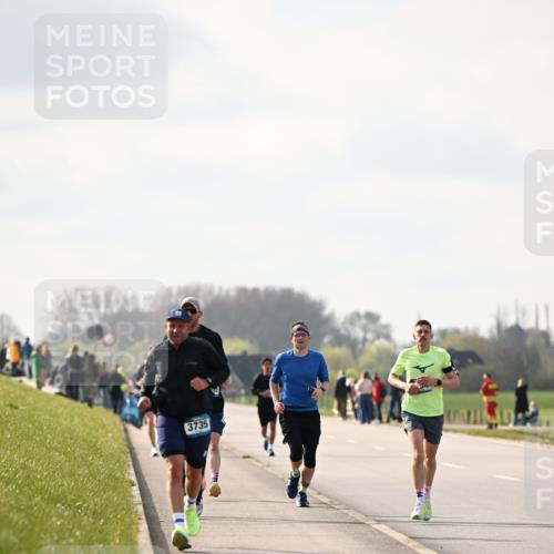 12.04.2026 - 45. Internationalen Wilhelmsburger Insellauf Dr. Thomas Lammeyer http://msf.ph/oto/9440714 12.04.2026 10:05:52 Laufen 3735 meine-sportfotos.de