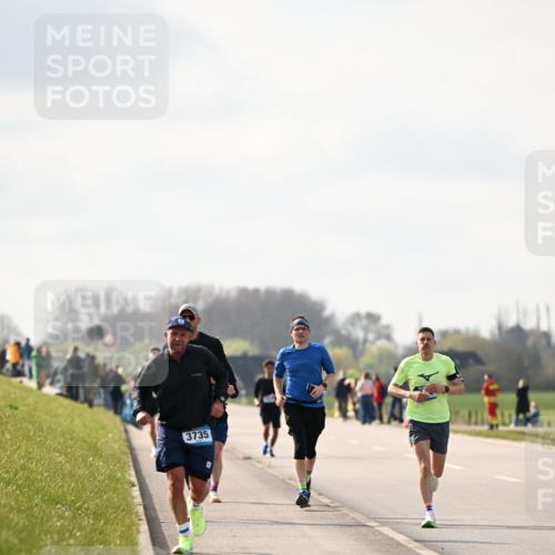12.04.2026 - 45. Internationalen Wilhelmsburger Insellauf Dr. Thomas Lammeyer http://msf.ph/oto/9440715 12.04.2026 10:05:52 Laufen 3735 meine-sportfotos.de