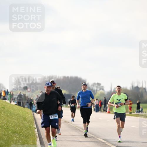 12.04.2026 - 45. Internationalen Wilhelmsburger Insellauf Dr. Thomas Lammeyer http://msf.ph/oto/9440720 12.04.2026 10:05:53 Laufen 3735 meine-sportfotos.de