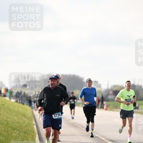 12.04.2026 - 45. Internationalen Wilhelmsburger Insellauf Dr. Thomas Lammeyer http://msf.ph/oto/9440726 12.04.2026 10:05:54 Laufen 3735 meine-sportfotos.de