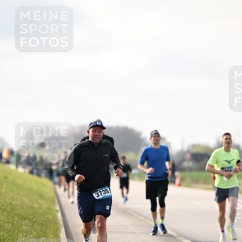 12.04.2026 - 45. Internationalen Wilhelmsburger Insellauf Dr. Thomas Lammeyer http://msf.ph/oto/9440730 12.04.2026 10:05:55 Laufen 3735 meine-sportfotos.de