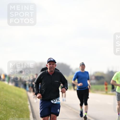 12.04.2026 - 45. Internationalen Wilhelmsburger Insellauf Dr. Thomas Lammeyer http://msf.ph/oto/9440736 12.04.2026 10:05:56 Laufen 3735 meine-sportfotos.de