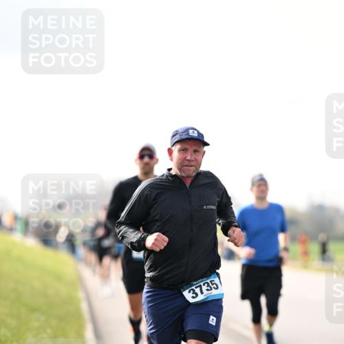 12.04.2026 - 45. Internationalen Wilhelmsburger Insellauf Dr. Thomas Lammeyer http://msf.ph/oto/9440745 12.04.2026 10:05:57 Laufen 3735 meine-sportfotos.de