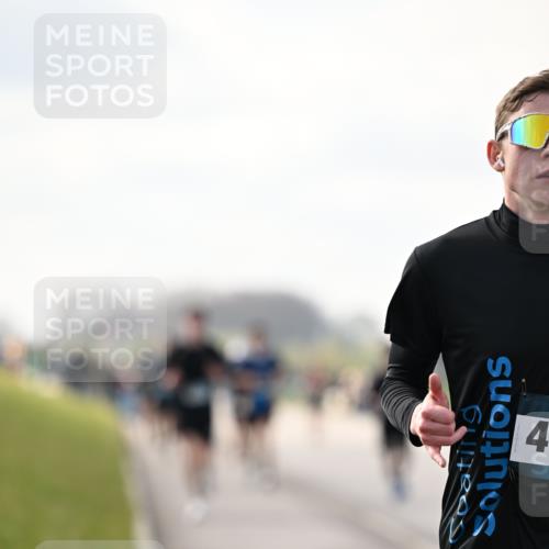 12.04.2026 - 45. Internationalen Wilhelmsburger Insellauf Dr. Thomas Lammeyer http://msf.ph/oto/9440776 12.04.2026 10:06:02 Laufen 4 meine-sportfotos.de