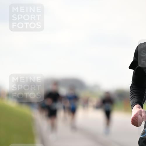 12.04.2026 - 45. Internationalen Wilhelmsburger Insellauf Dr. Thomas Lammeyer http://msf.ph/oto/9440779 12.04.2026 10:06:02 Laufen  meine-sportfotos.de