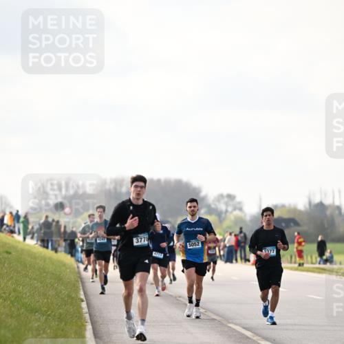 12.04.2026 - 45. Internationalen Wilhelmsburger Insellauf Dr. Thomas Lammeyer http://msf.ph/oto/9440785 12.04.2026 10:06:03 Laufen 4242, 3778, 4713, 5052, 2377 meine-sportfotos.de