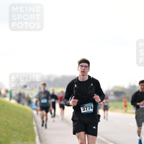 12.04.2026 - 45. Internationalen Wilhelmsburger Insellauf Dr. Thomas Lammeyer http://msf.ph/oto/9440808 12.04.2026 10:06:07 Laufen 3778 meine-sportfotos.de